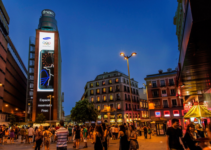 Pantalla LED publicitaria exterior