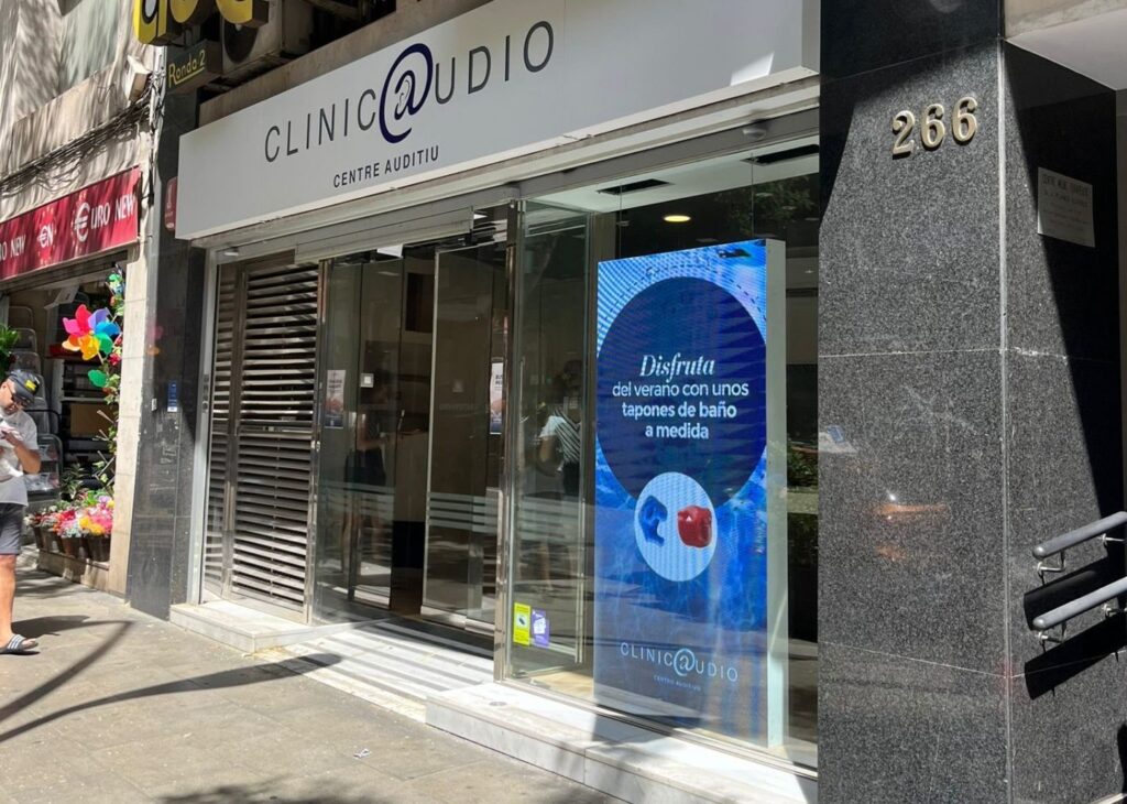Pantalla LED Clinica Barcelona